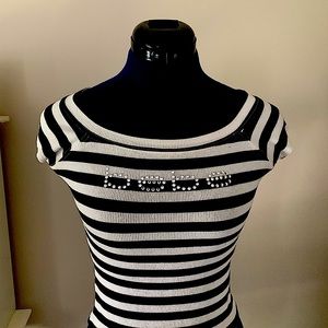 Bebe white and black knit top with jewels